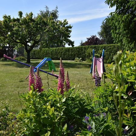 Apartment In Robertsdorf With Garden, Terrace, Barbecue Blowatz Exteriör bild