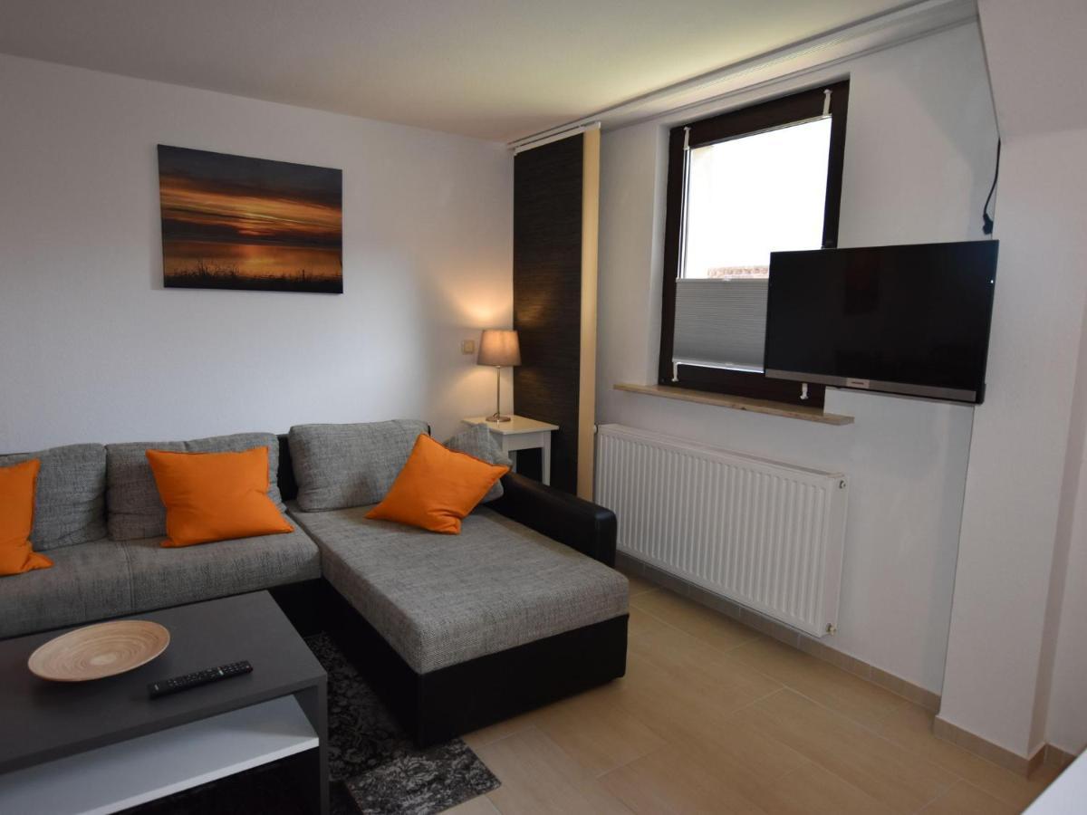 Apartment In Robertsdorf With Garden, Terrace, Barbecue Blowatz Rum bild
