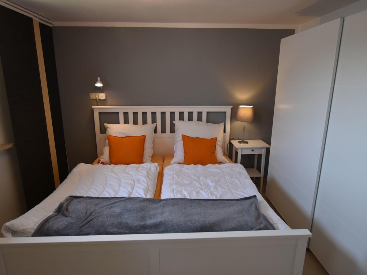 Apartment In Robertsdorf With Garden, Terrace, Barbecue Blowatz Exteriör bild